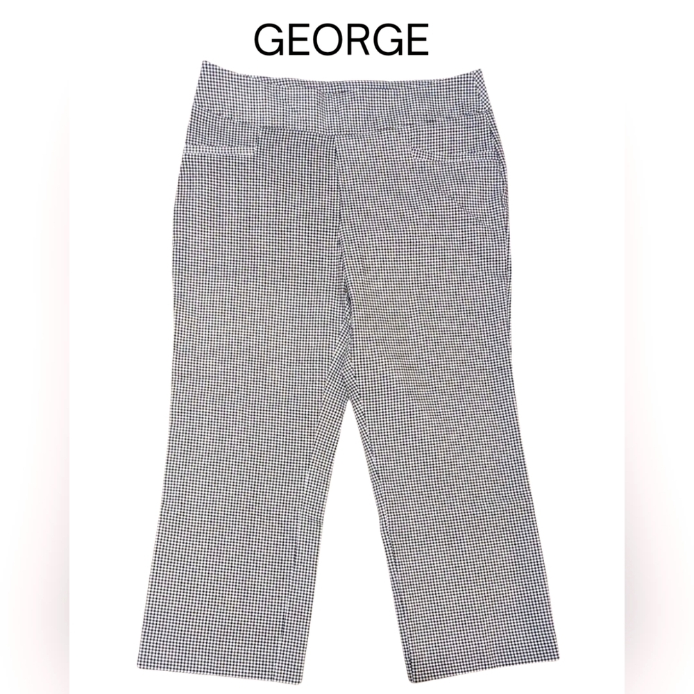 🎉George size 10 EUC pull on capri pants, black & white hounds tooth pattern